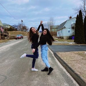 Meet your Posher, Madison